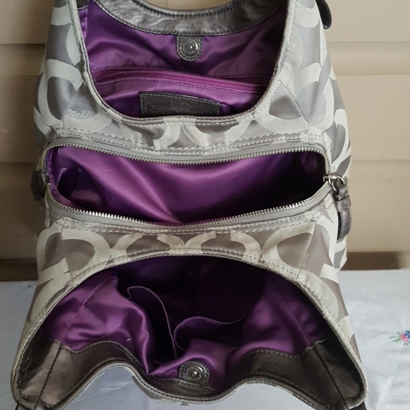 Coach Purse - Picture 6 of 8